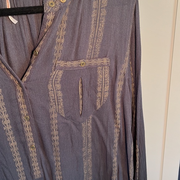 Free People womens size M Bohemian blouse dusty dark blue - Picture 2 of 5